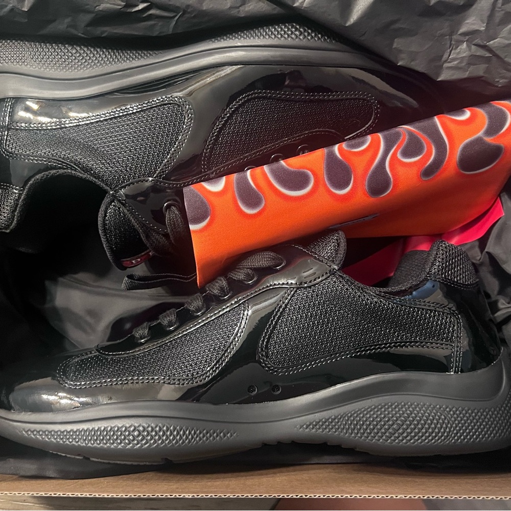 Black prada men’s